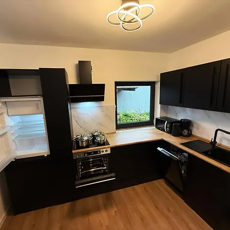 Modernes Mit Parkplatz Und 24h Check-in * Braunschweig