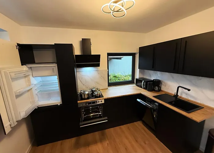 Modernes Mit Parkplatz Und 24h Check-in * Braunschweig